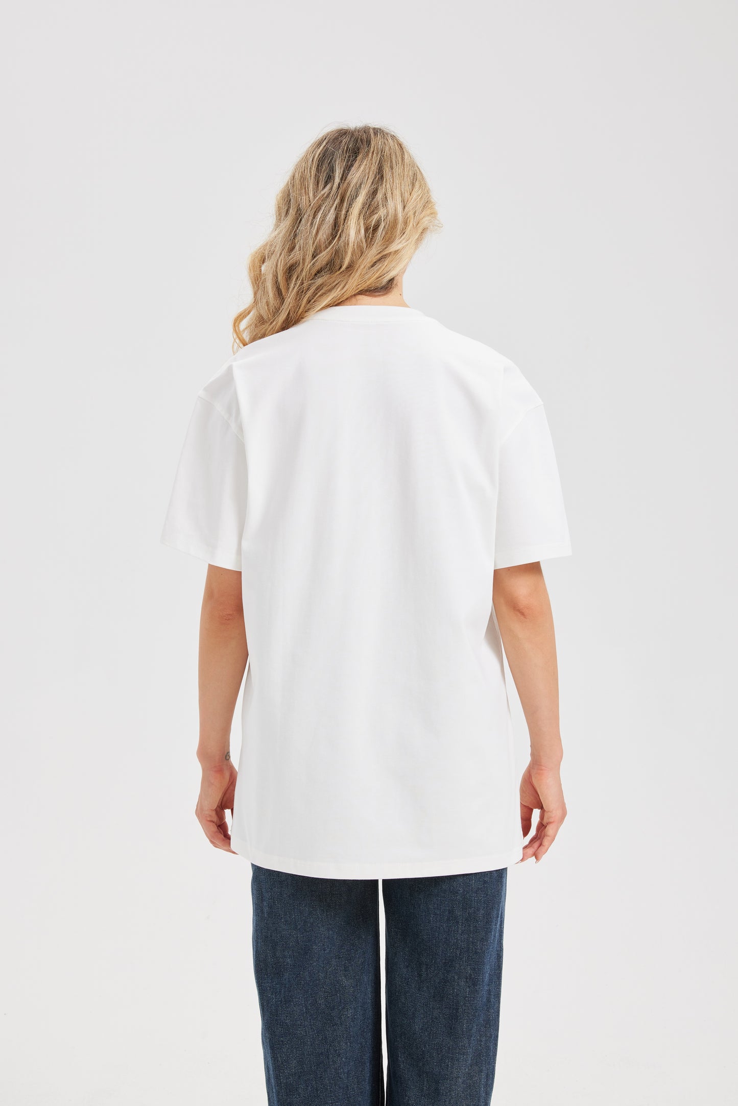 Mitty Women “Mouse Dream” Cat Graphic Tee