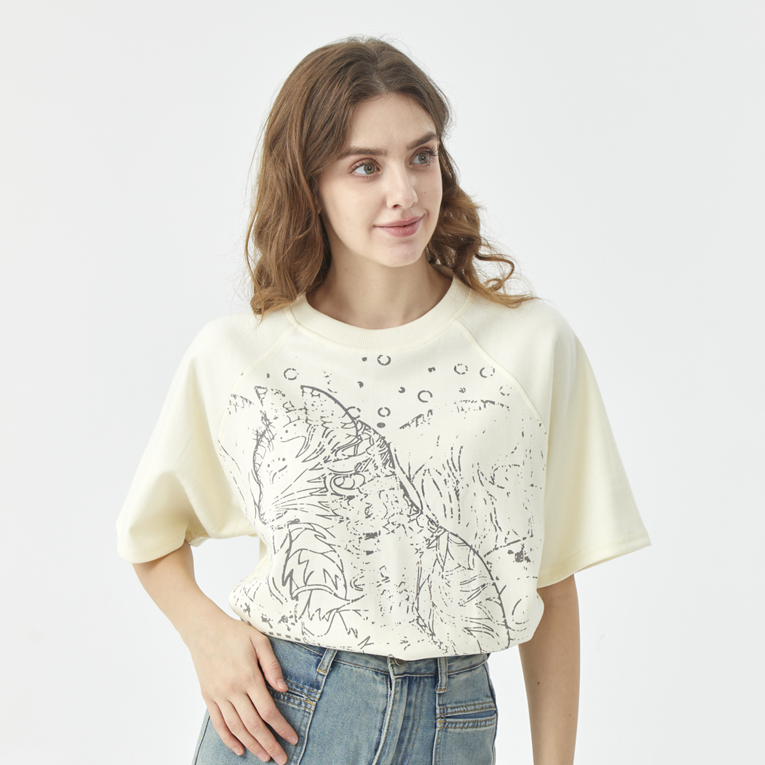 Women “Dream” Vanilla Cat Graphic Tee - MittyMau's Store